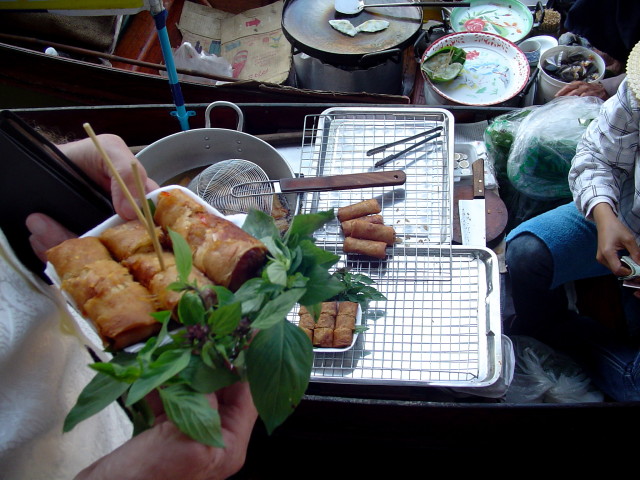 Floating Market Damnoen Saduak