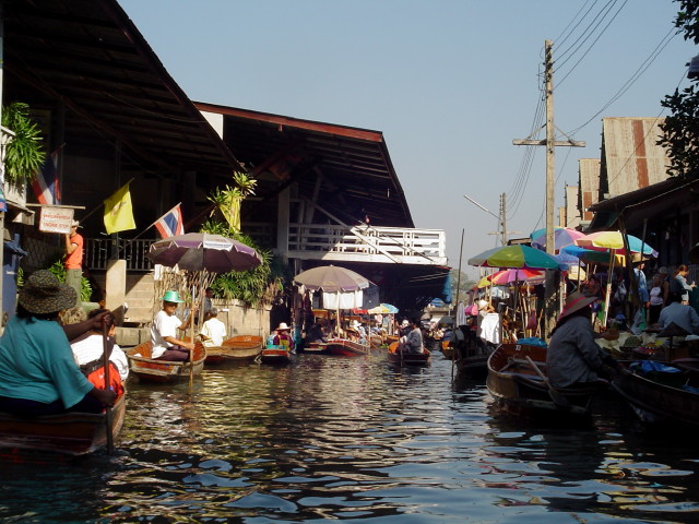 Floating Market Damnoen Saduak