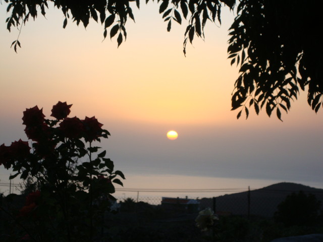 Sonnenuntergang von unserem Haus aus - La Palma